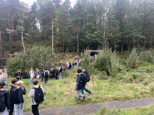 Kø for boller og bananer!